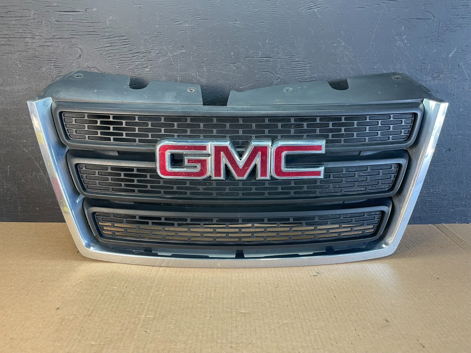 2010 to 2015 Gmc Terrain Front Upper Grill Grille AF3716 DG0