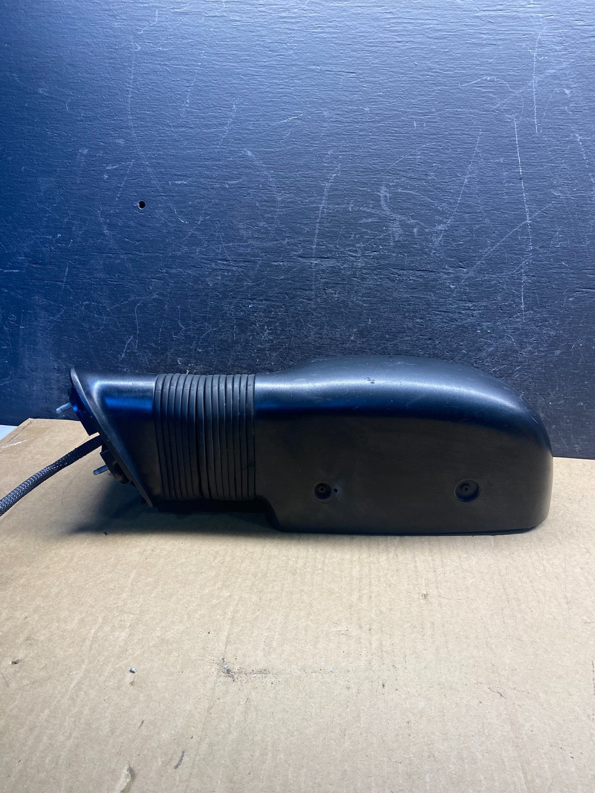 2003 to 2007 Chevy Silverado Driver Left Side View Turn Signal Mirror AG7113 DW3