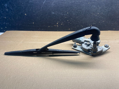 2009-2017 Infiniti FX35 FX50 Rear Liftgate Back Window Wiper Motor OEM AA3116 DG3