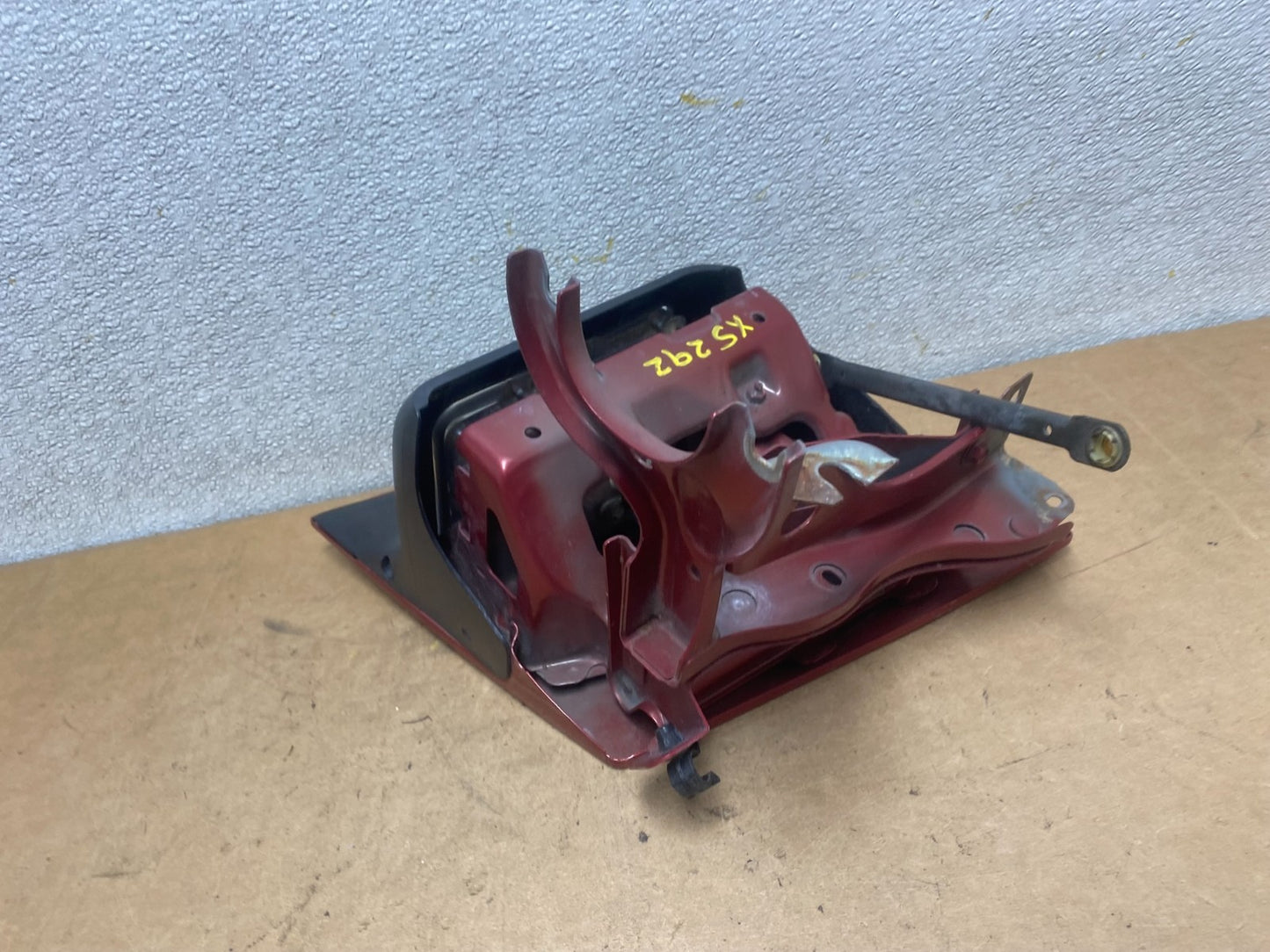 1993 to 1997 Ford Probe Left Driver LH Side Halogen Headlight  x5292 DG3