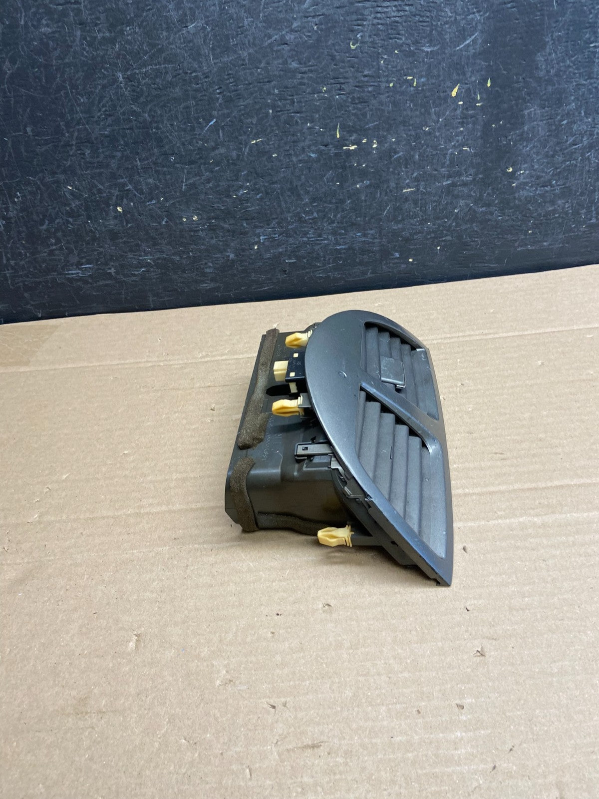 2007 2008 2009 Lexus ES350 Front Center Dashboard Air Vent AG5103 DG1