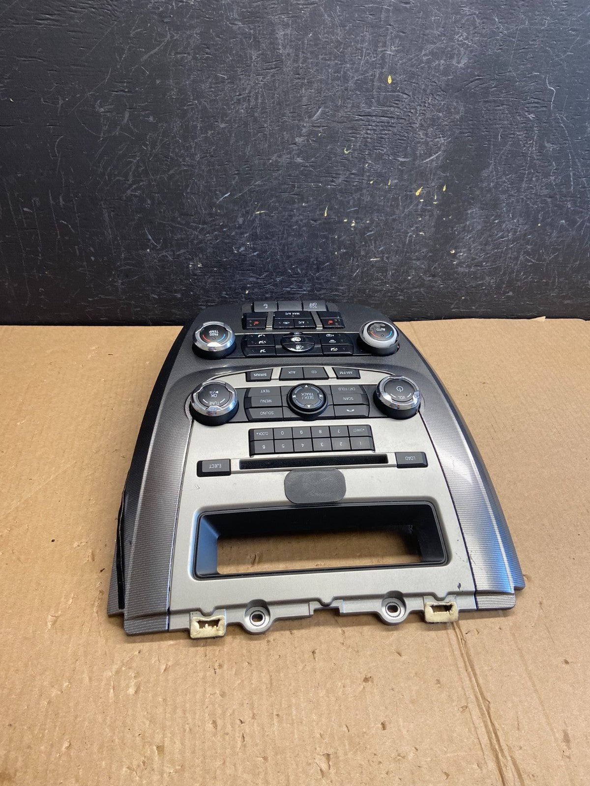 2010 to 2012 Ford Fusion Radio Climate Control A/C Control AE4242 DG3