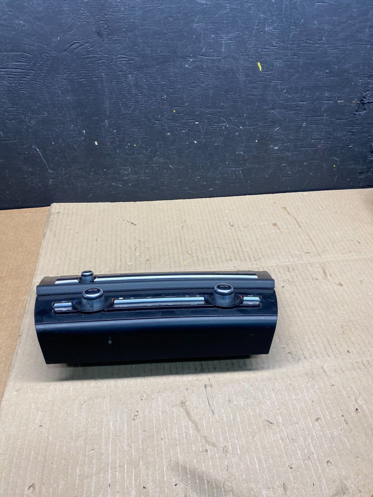 2011 to 2016 Bmw 528i Ac Heater Radio Panel Climate Control 9324324-01  L0528 DG4