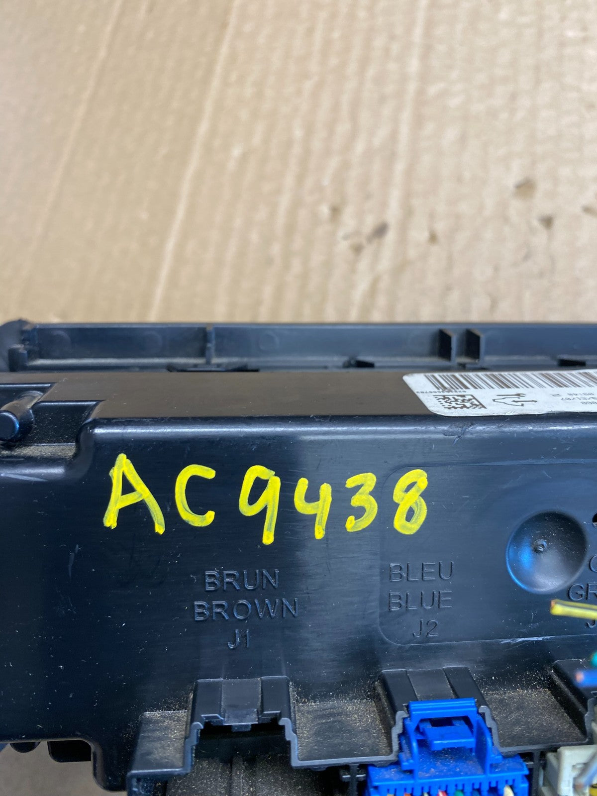 2007 - 2009 Chevrolet Silverado Gmc Sierra A/C Heater Climate Control ac9438 DG5