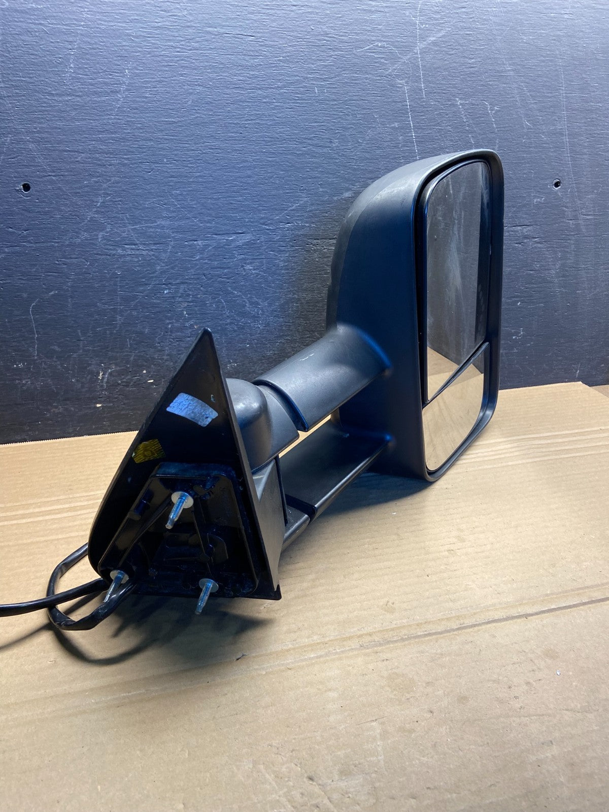 2003-2006 Chevrolet Silverado Sierra Right Passenger Tow Door Mirror AE4708 DW9