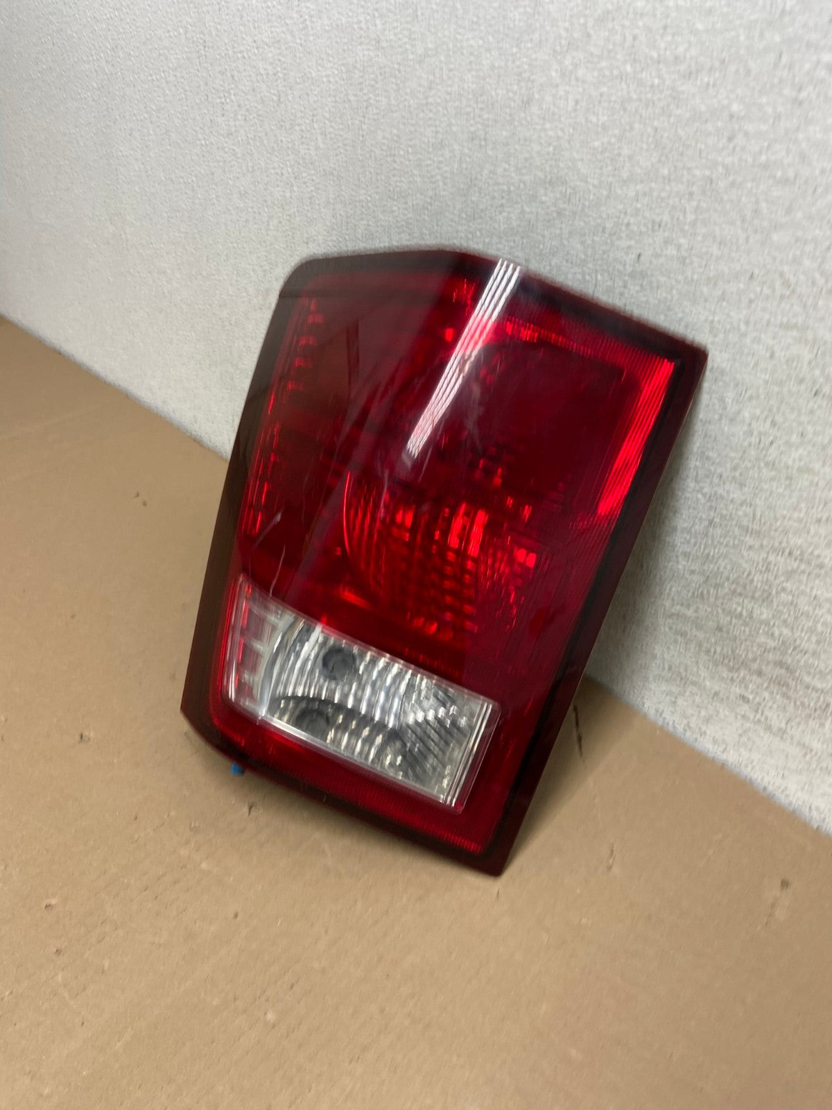 2007 2008 2009 2010 Jeep Grand Cherokee Left Driver Lh Tail Light AF3026 LK1