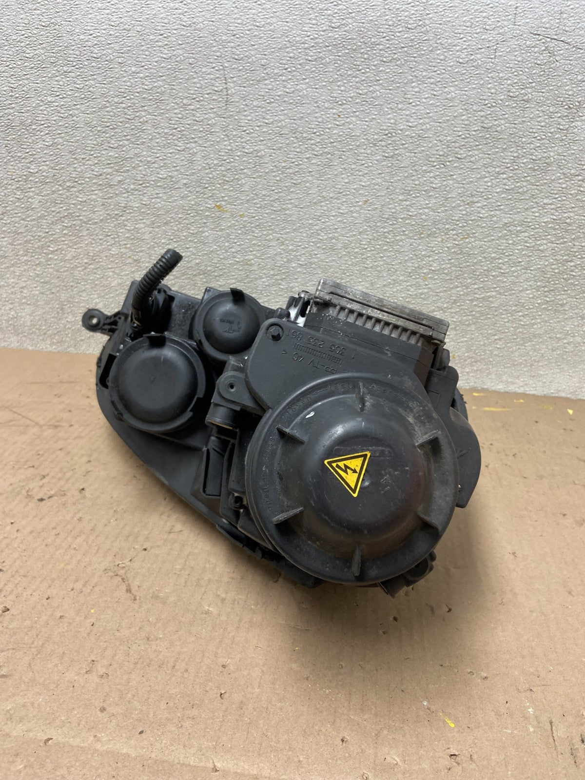 2006 to 2009 Volkswagen Jetta Golf Left Driver HID Xenon Headlight Oem AA0451 DW5