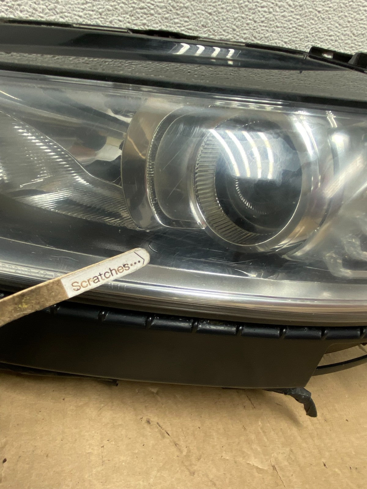 2013 to 2016 Ford Fusion Left Driver Lh Side Headlight AG7917 DW3