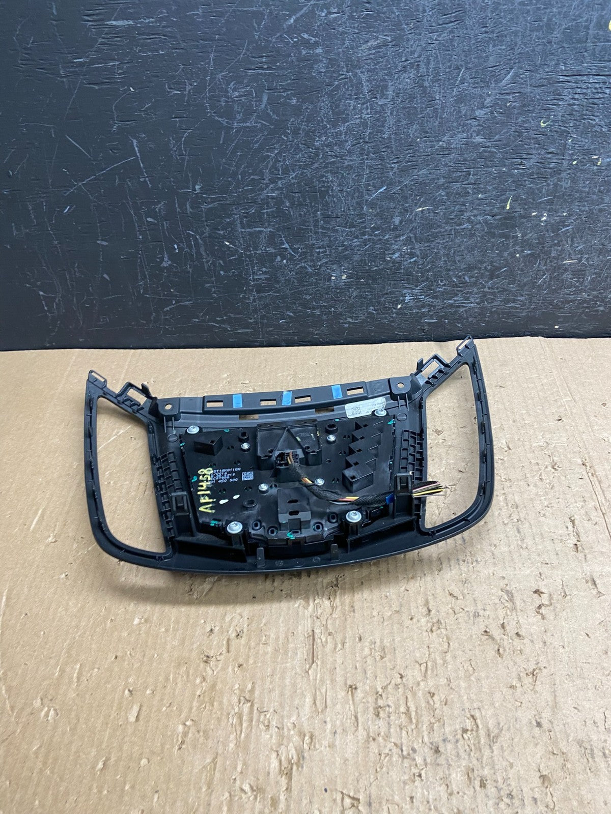 2013 2014 2015 2016 Ford Escape Dash Radio Control Panel Bezel af1458 DG3