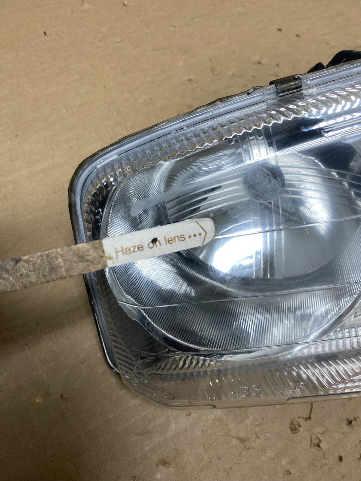 1999 - 2006 GMC Sierra Left Driver LH Halogen Headlight AJ2313 DW4