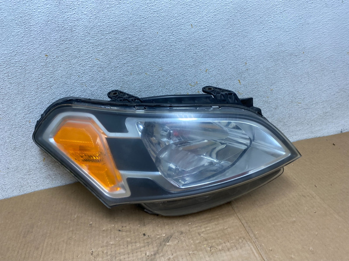 2010 - 2011 Kia Soul Right Passenger RH Headlight Halogen AI4641 DW0