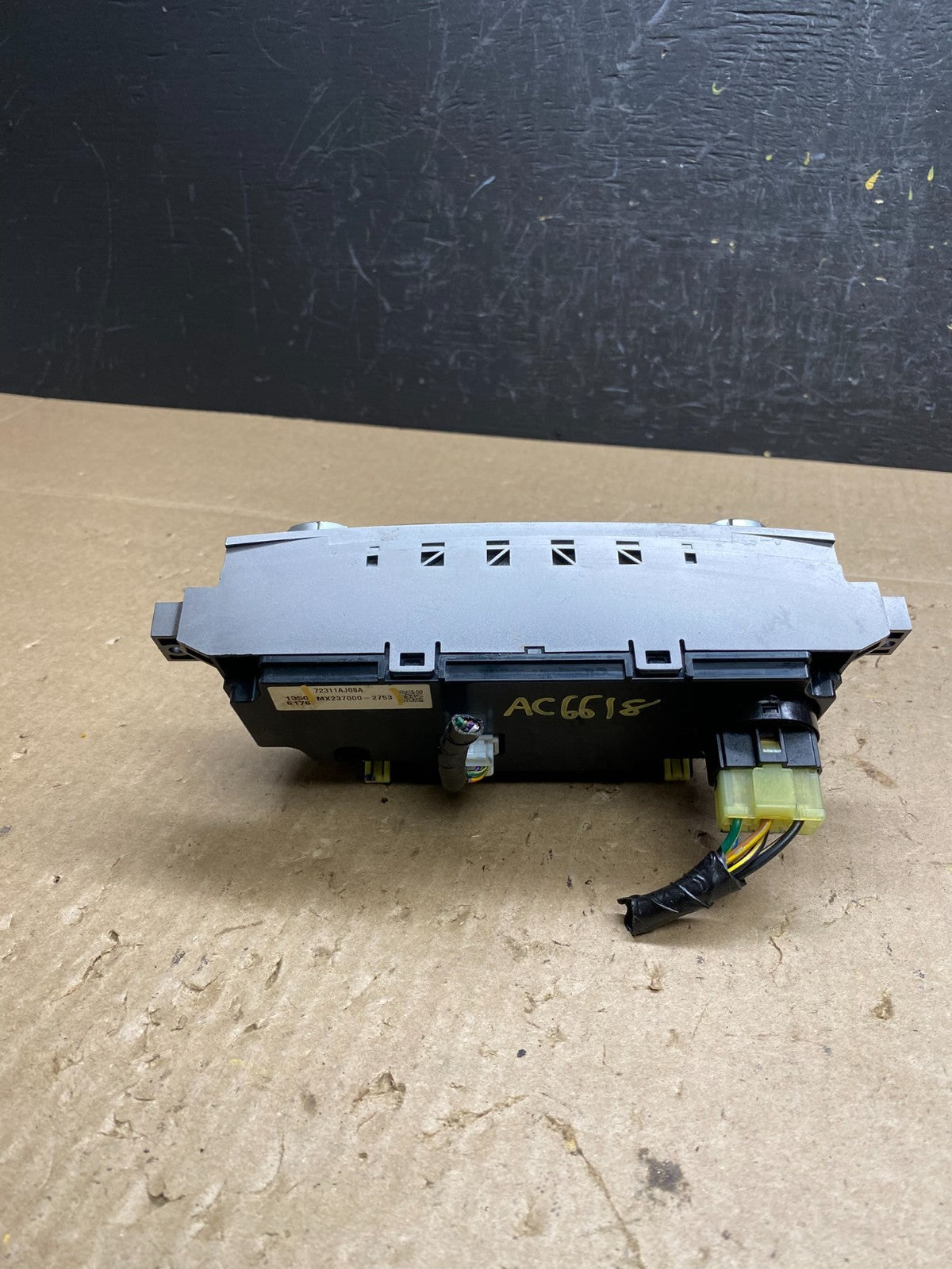 2010 - 2014 Subaru Outback Legacy A/C Heater Climate Control Unit AC6618 DG3