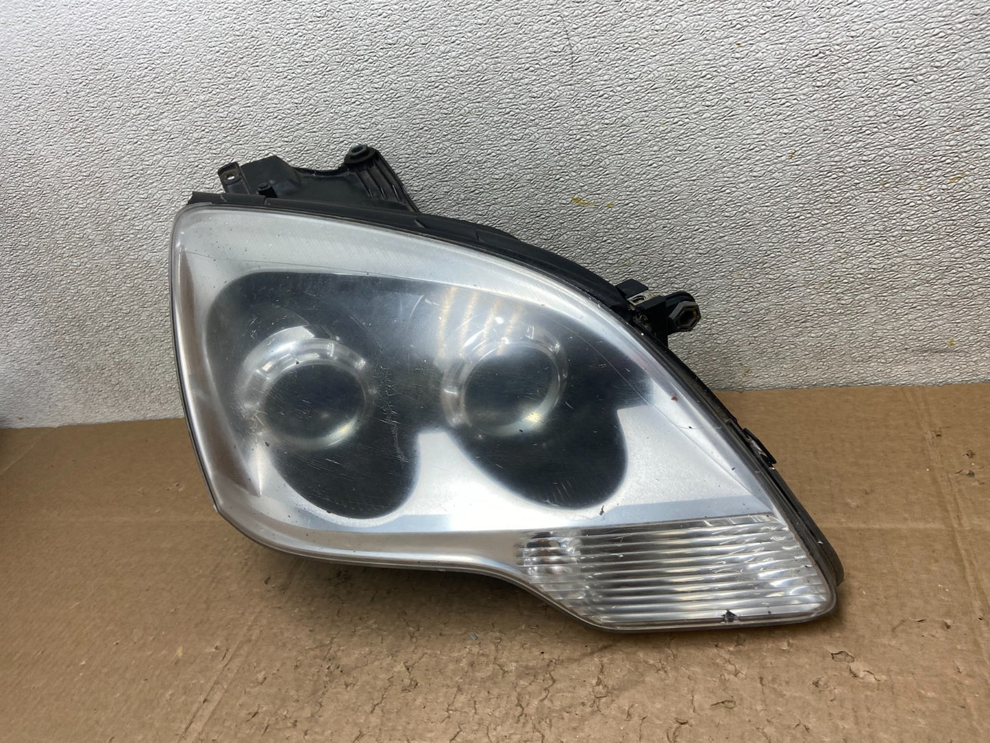 2007-2012 Gmc Acadia Halogen Headlight Right Passenger Side Oem Z0977 DW1