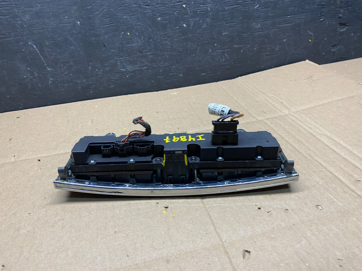 2005 - 2007 Mercedes C230 C240 Center Console Switch Control Unit I4897 DG15