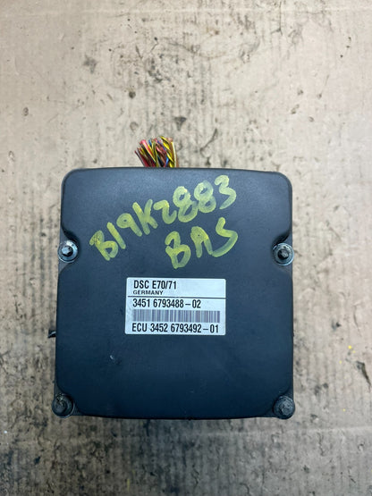 2007 to 2013 BMW X5 E70 ABS Anti-Lock Brake Pump Module OEM S8426 DG4