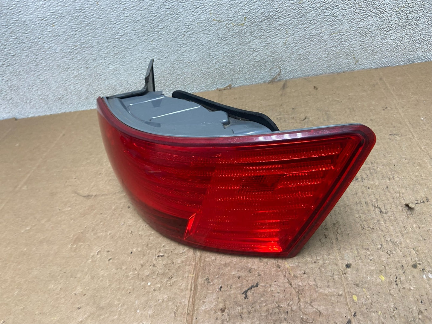2009 to 2010 Hyundai Sonata Right Passenger Side Tail Light Oem AA3705 DW1