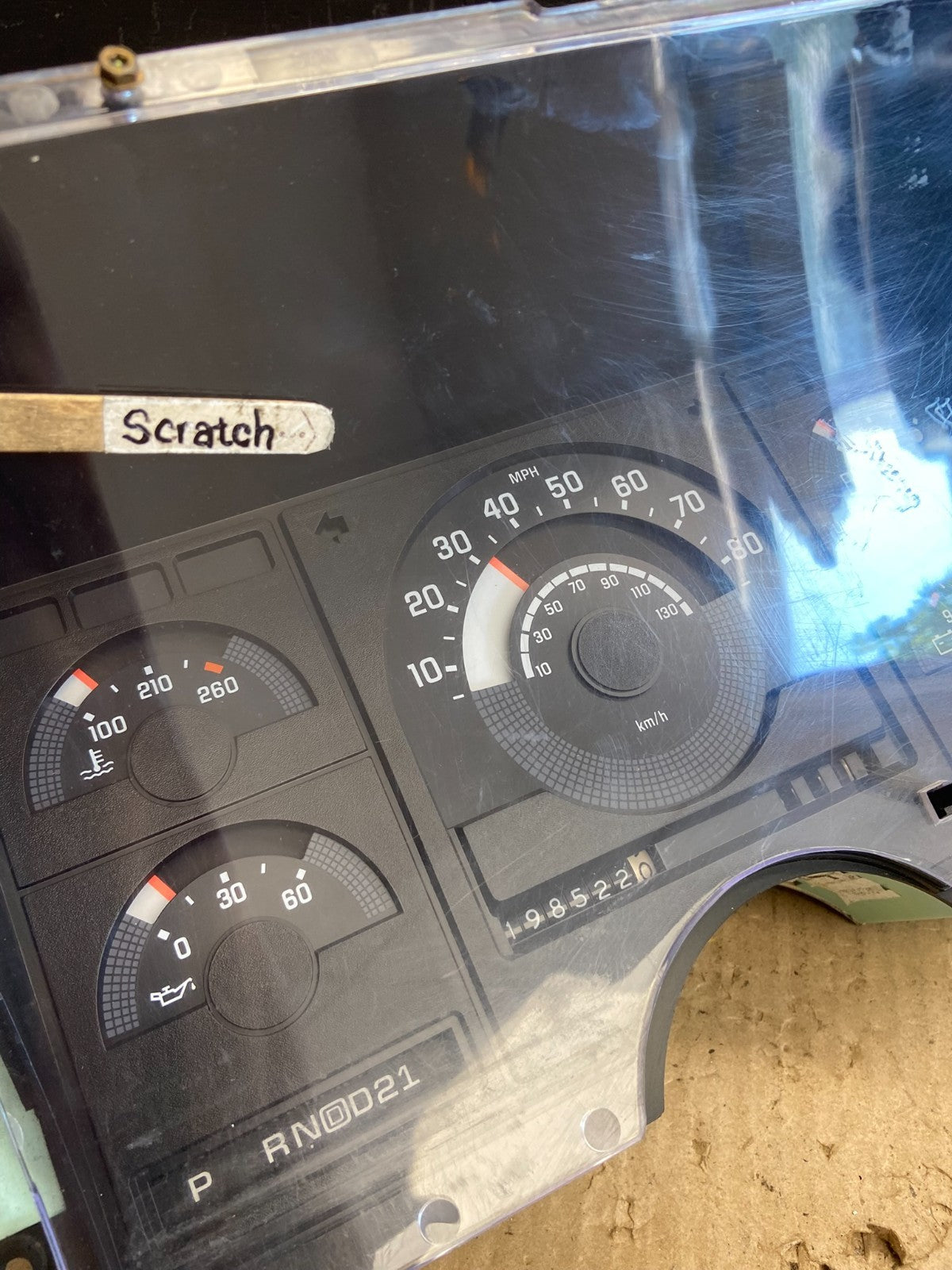 1988 to 1991 Chevrolet C/K 1500 GMC A/T Instrument Gauge Cluster AE20253