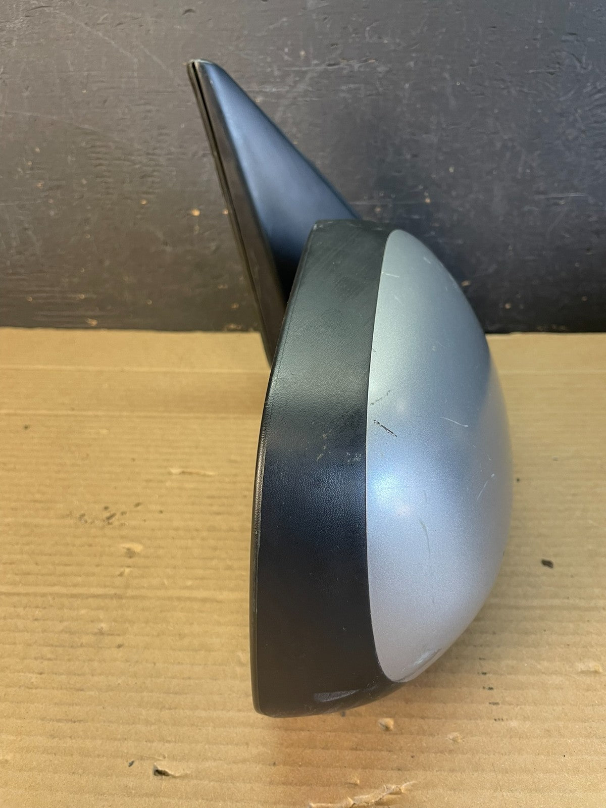 2001 to 2006 Toyota Sequoia Right Passenger View Door Mirror AE8649 DW11