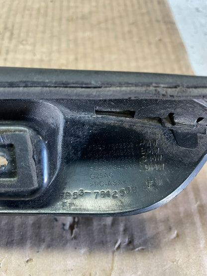 2016 - 2019 Ford Explorer Interceptor Rear Tailgate Molding With Camera M2917 DG10