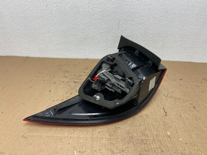 2010-2014 Volkswagen Golf MK6 Wagon Left Driver LH Tail Light OEM AC0302 DW4
