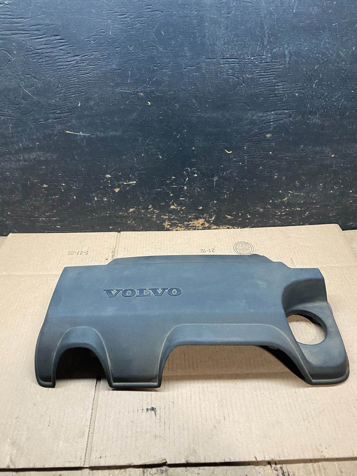 2003 to 2006 Volvo XC90 OEM 2.9L Upper Top Engine Motor Dust Cover Oem W2468 DG0
