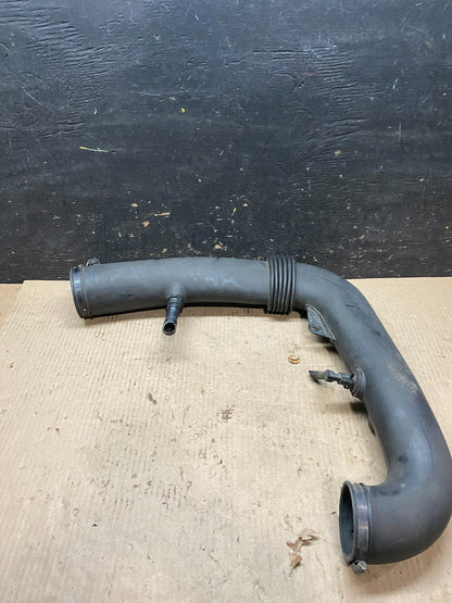 2000 to 2002 Jaguar S-Type Air Intake Hose Duct Tube OEM  u7737 DG0