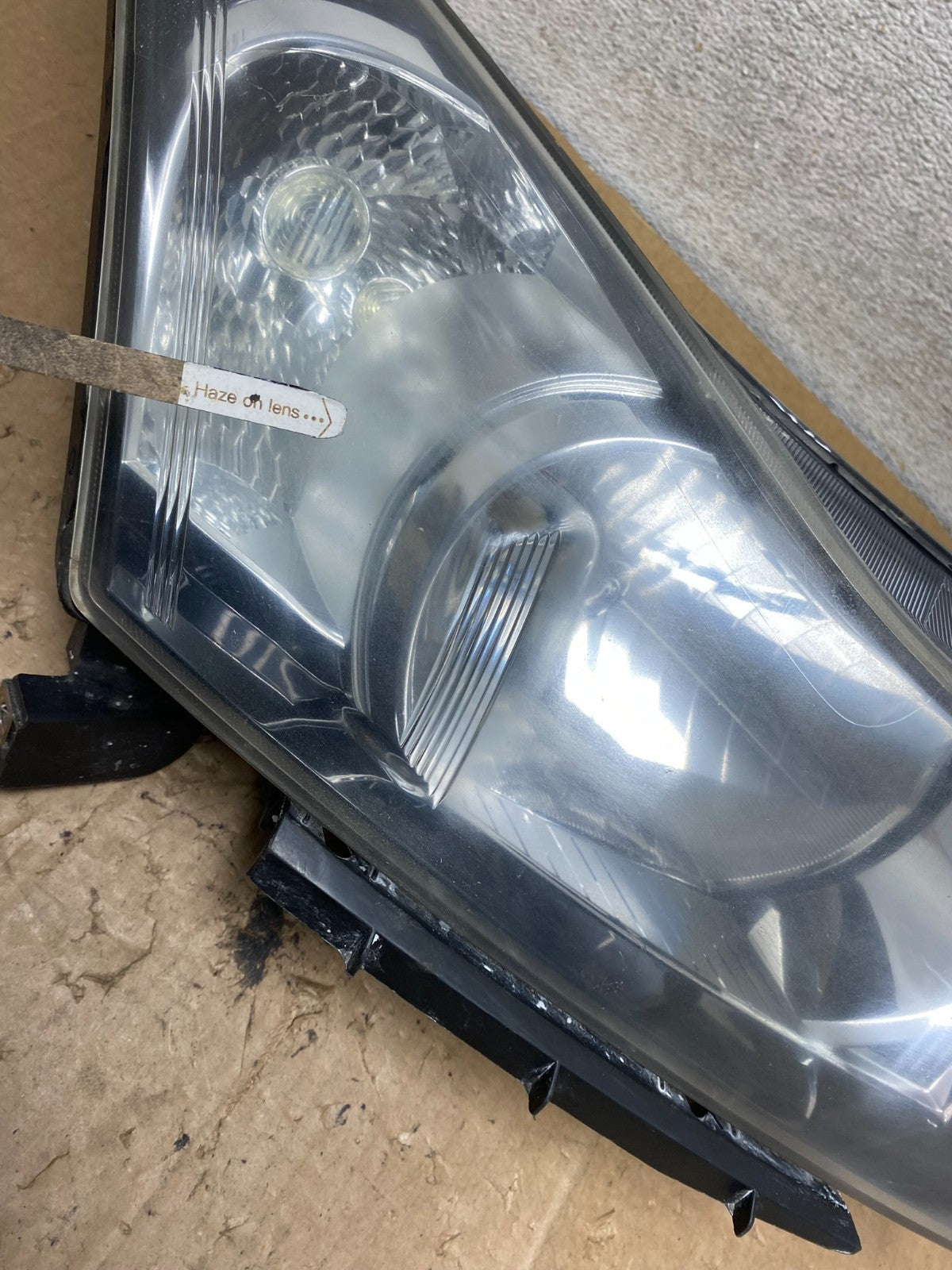 2011 to 2015 Chevrolet Cruze Halogen Right Passenger Rh Headlight AI9293 LK5