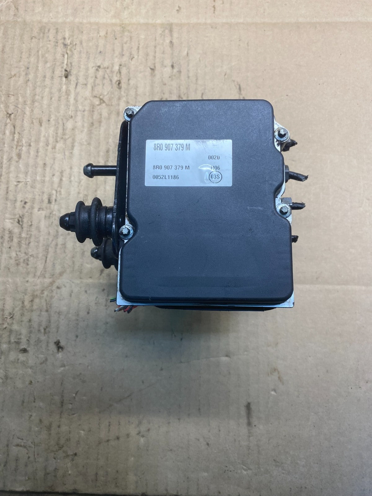 2009 to 2012 Audi Q5 ABS Anti-Lock Brake Pump 8R0614517AG OEM AB7510 DG0