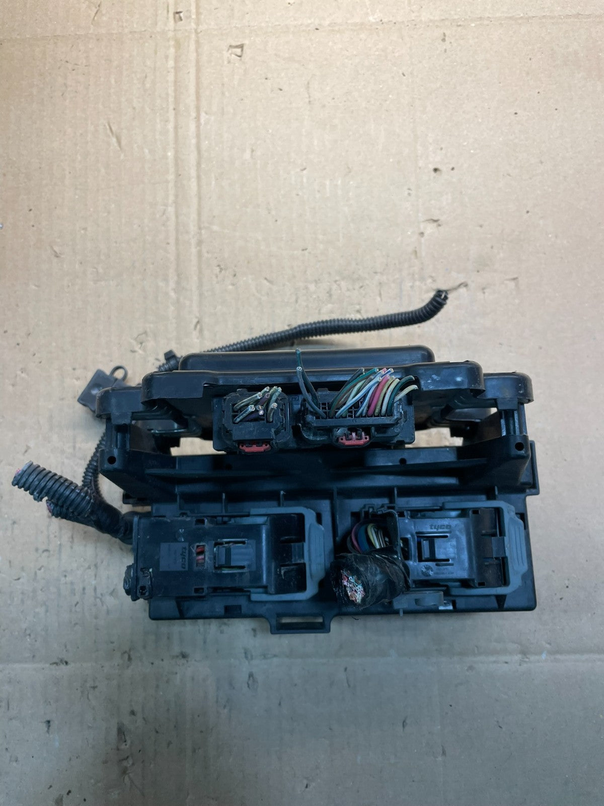 2007 Jeep Grand Cherokee Fuse Box Relay Panel Body Control Module BCM V1808 DG6