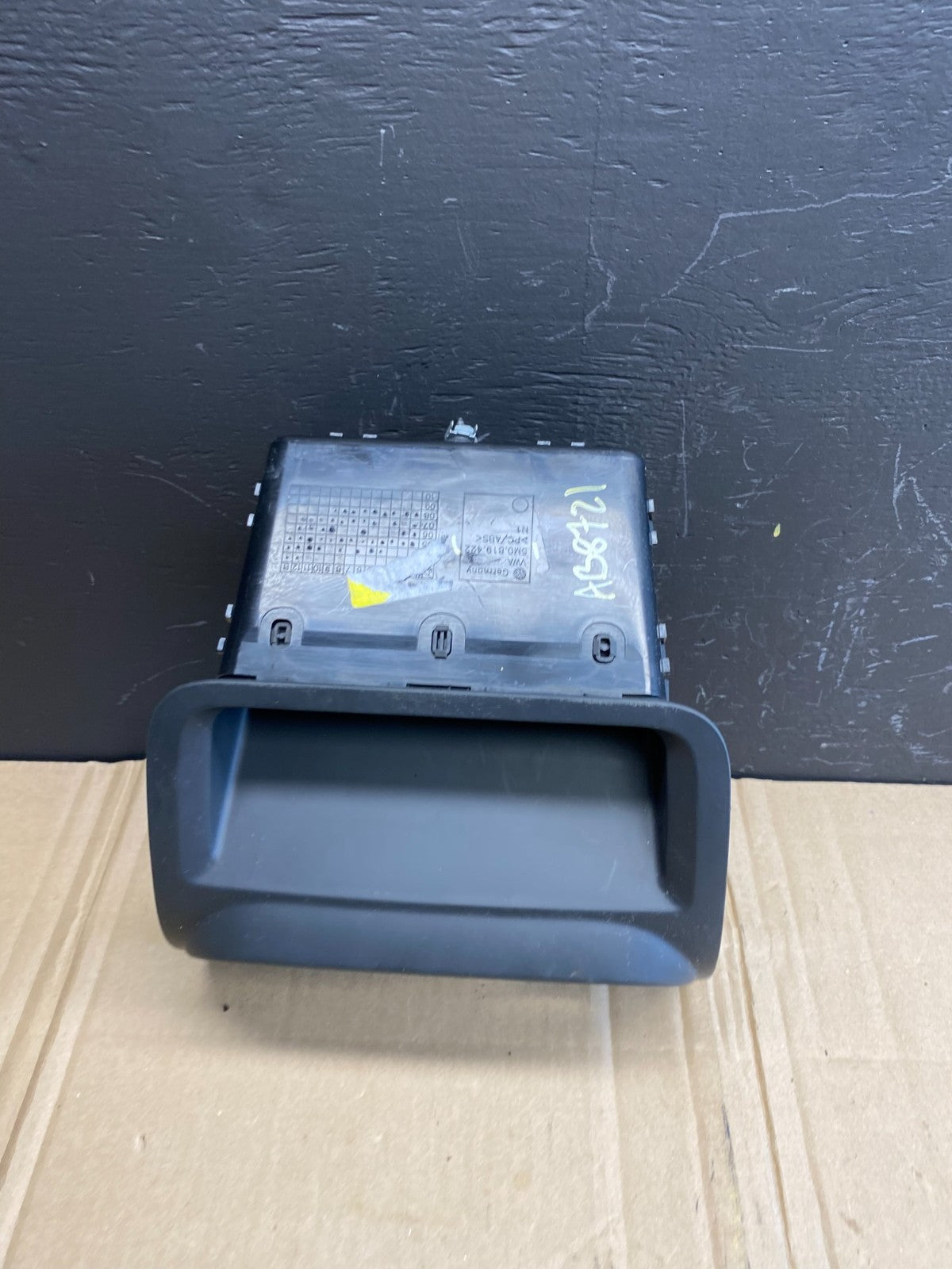 2009-2015 Volkswagen Tiguan Climate Control Bezel Dash Trim Panel ab8721 DG4