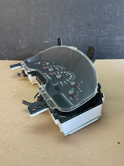 2000 2002 Ford Expedition Speedometer Instrument Gauge Cluster AE3307 DG2