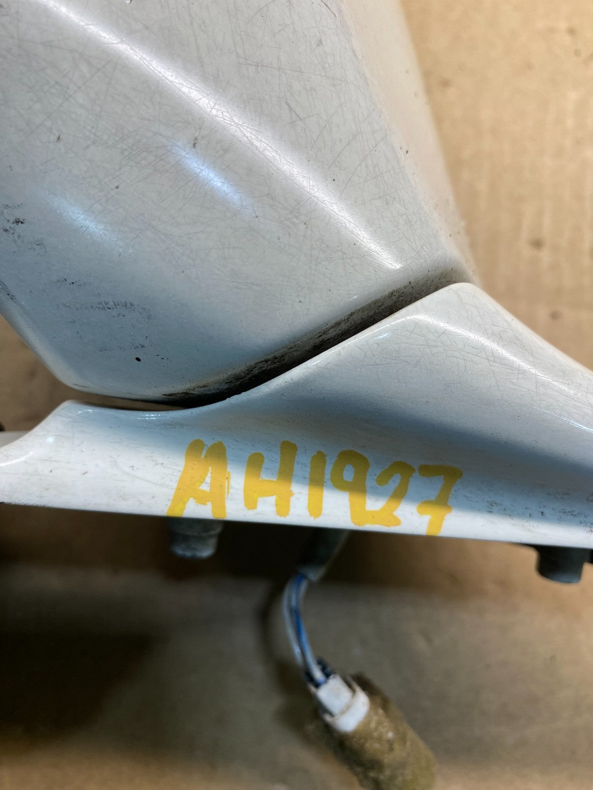 1988 to 1994 BMW 740I 735I Left Driver Power White Door Mirror AH192710