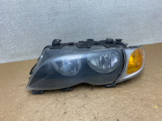 2002 to 2005 BMW 3 E46 Sedan Left Driver LH Halogen Headlight V5965 DW0