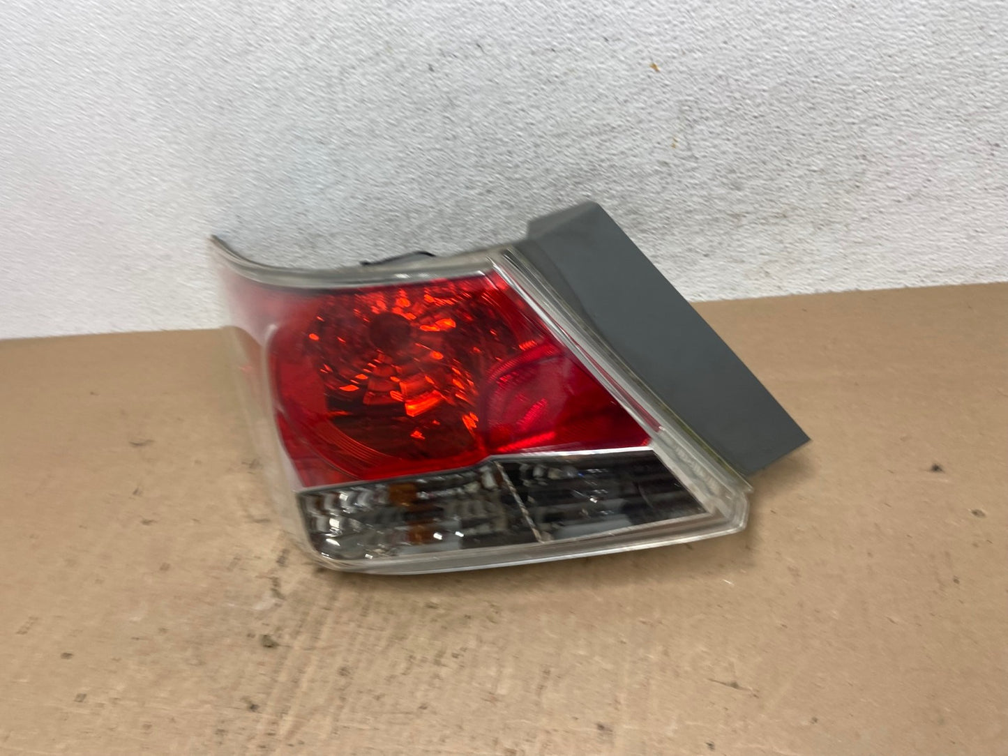 2008 to 2012 Honda Accord Sedan Tail light Left Driver LH Side AE6531 LK1