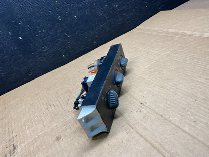2001 - 2007 GMC Chevrolet Express 1500 Climate Control A/C M1808 DG1