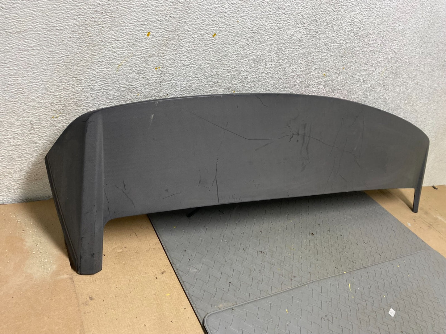 2007 to 2012 Dodge Caliber Rear Trunk Spoiler C6020 OEM DG12