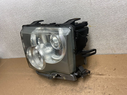 2003 to 2004 Land Rover Range Rover Left Driver Headlight  Xenon HID Y9208 DW1