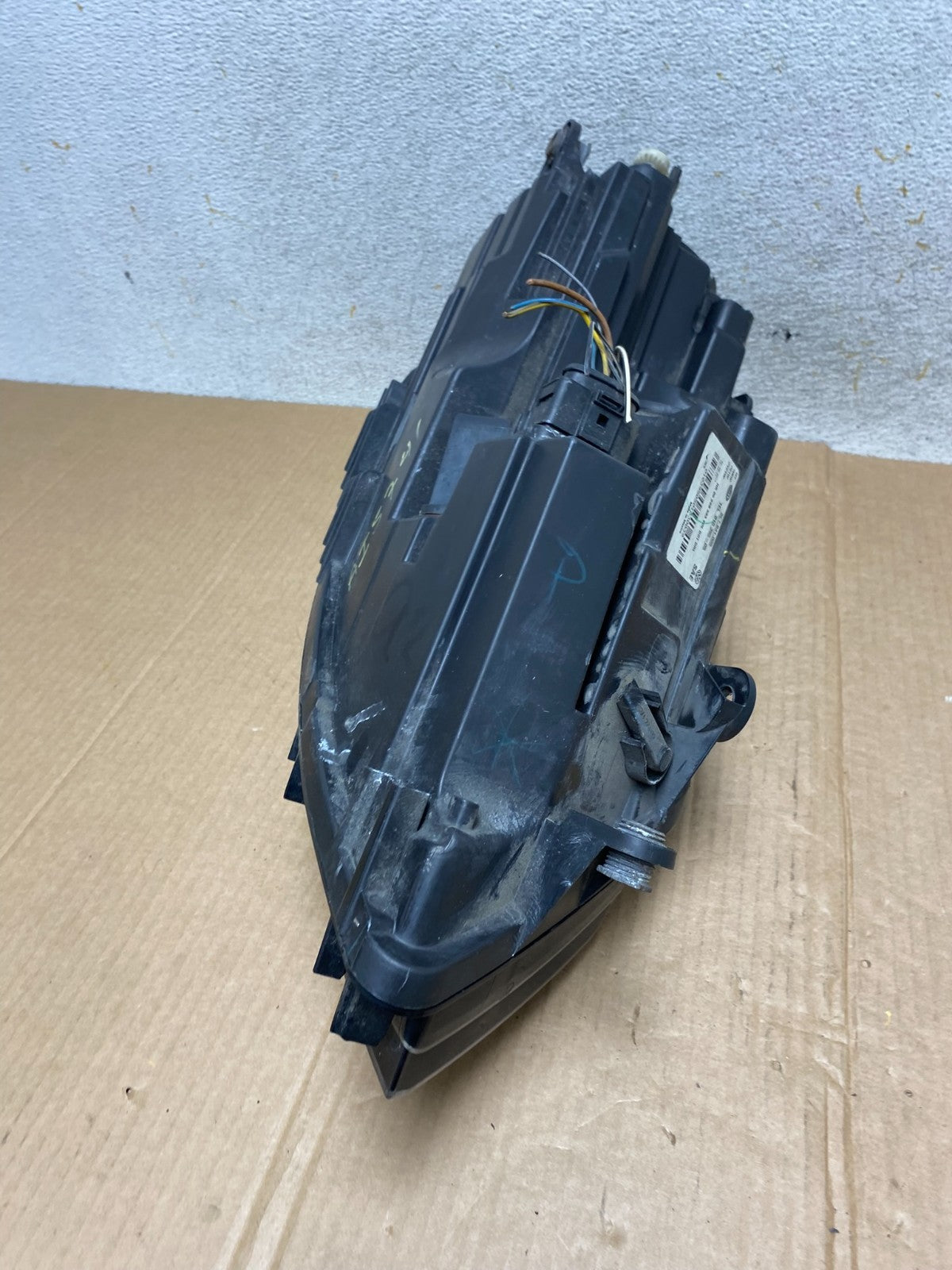 2011 to 2014 Volkswagen Jetta Left Driver LH Headlight Halogen AI5741 DW6