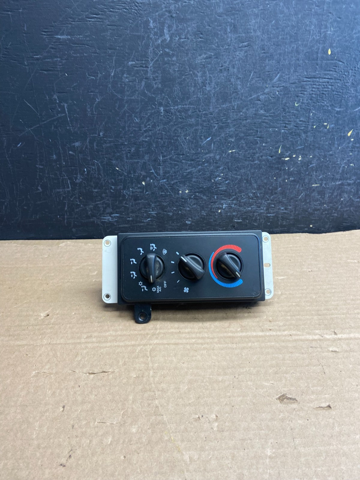 1998-2001 Dodge Ram 1500 2500 A/C Heater Climate Control P: 55055654AC AF2505 DG1