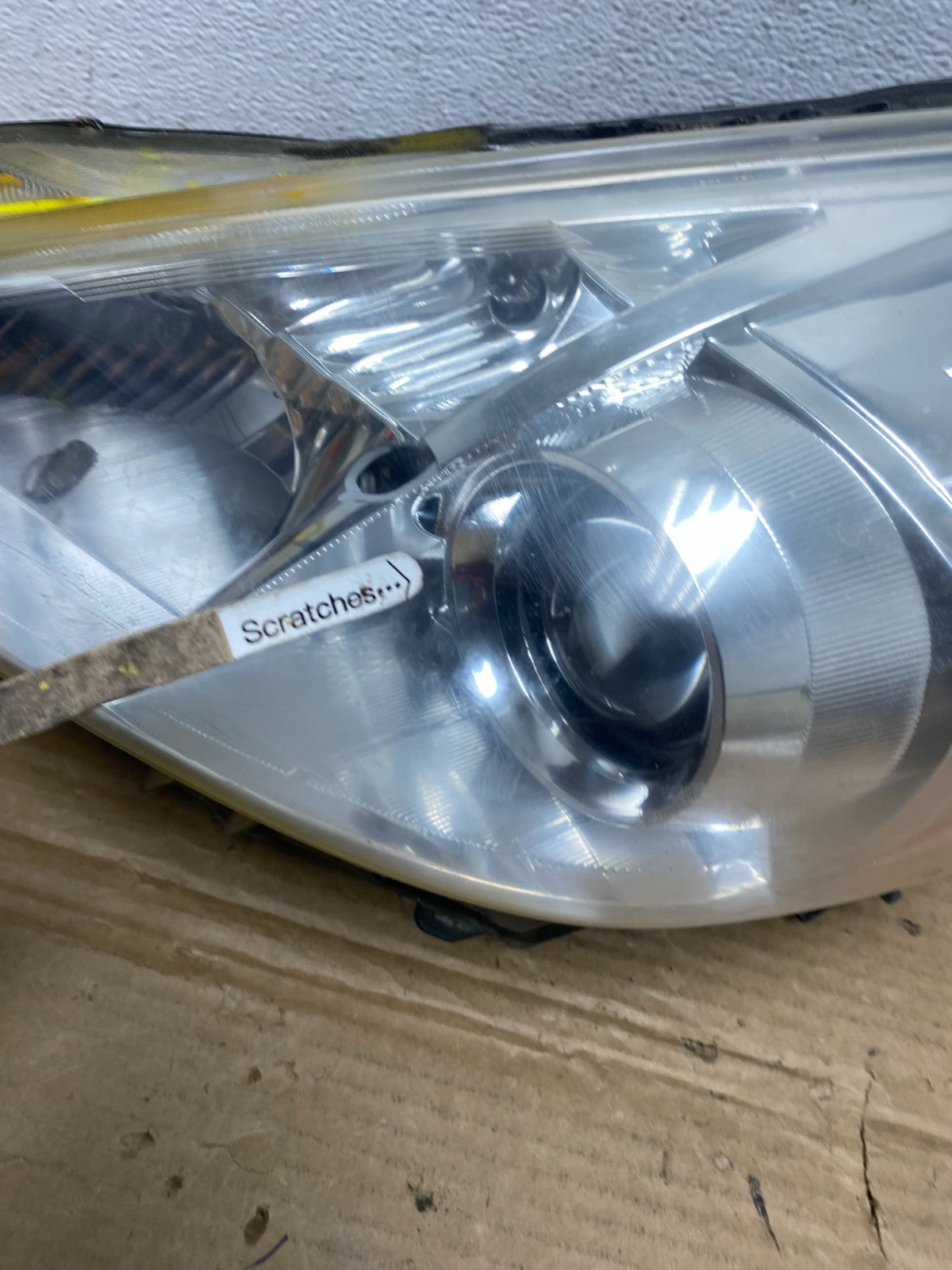 2012 2013 2014 Toyota Prius V Left Driver LH Side Halogen Headlight AD3954 DW3
