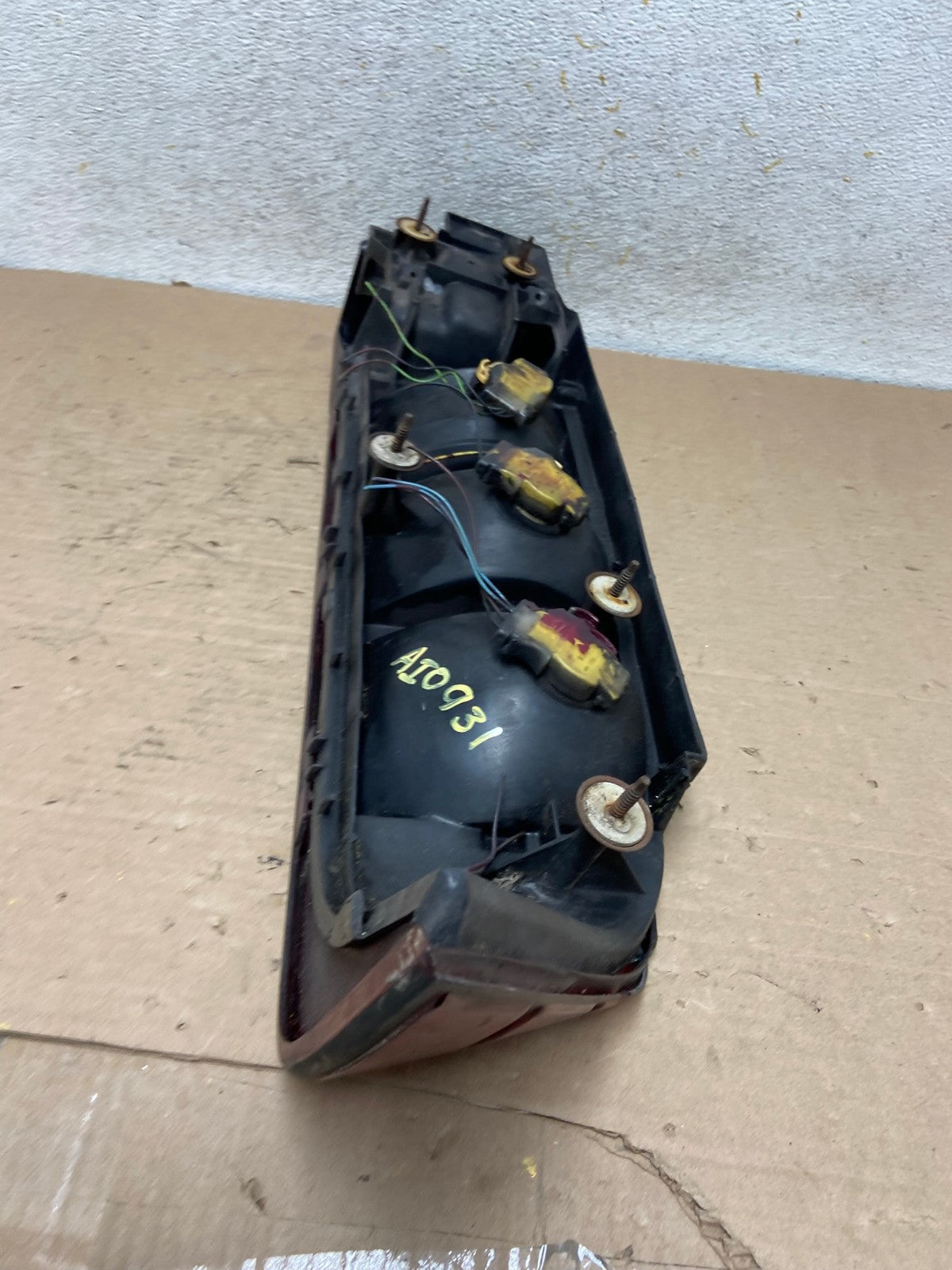 1982 to 1992 Chevrolet Camaro Left Driver LH Side Tail Light AI0931 LK6