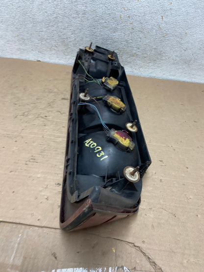 1982 to 1992 Chevrolet Camaro Left Driver LH Side Tail Light AI0931 LK6