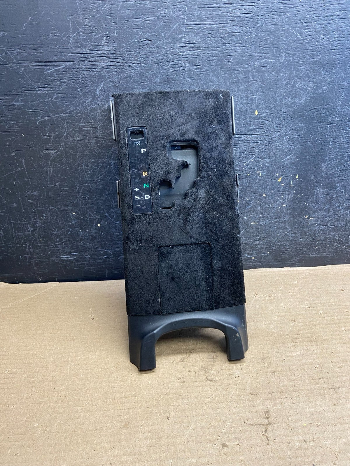 2006 - 2009 Lexus IS250 Center Console Gear Shifter Trim Bezel AH3639 DG0