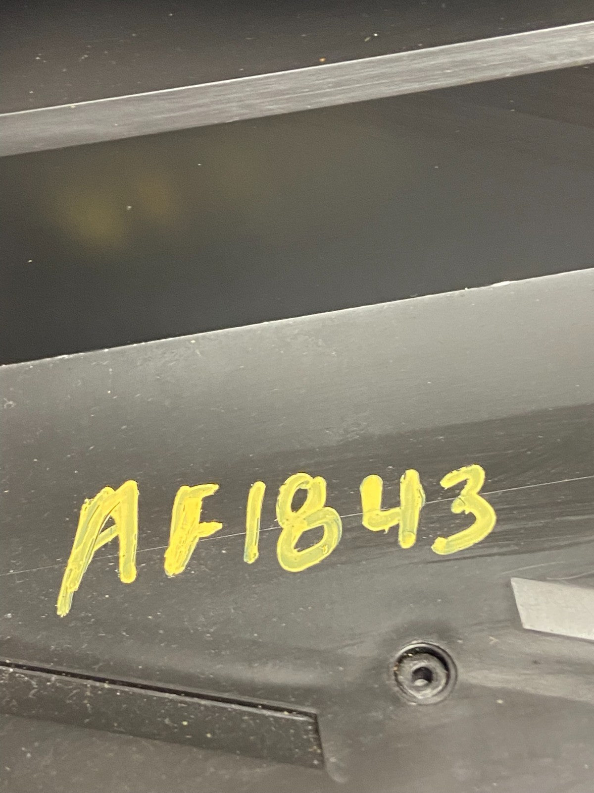 2007 - 2012 GMC Acadia A/C Heater Climate Control Radio Panel Bezel OE AF1843 DG8