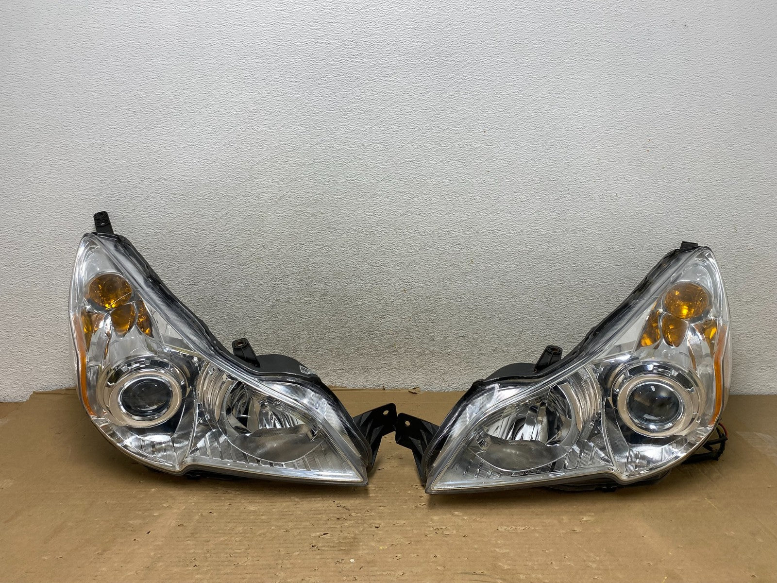 2010 2011 2012 Subaru Legacy Outback Left+Right Halogen Headlights AG9271 DW0