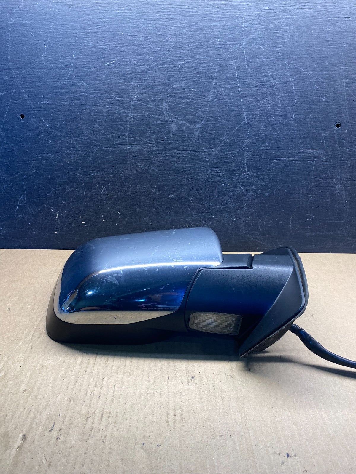 2004 to 2015 Nissan Armada Right Passenger Turn Signal Door Mirror AG7148 DW3