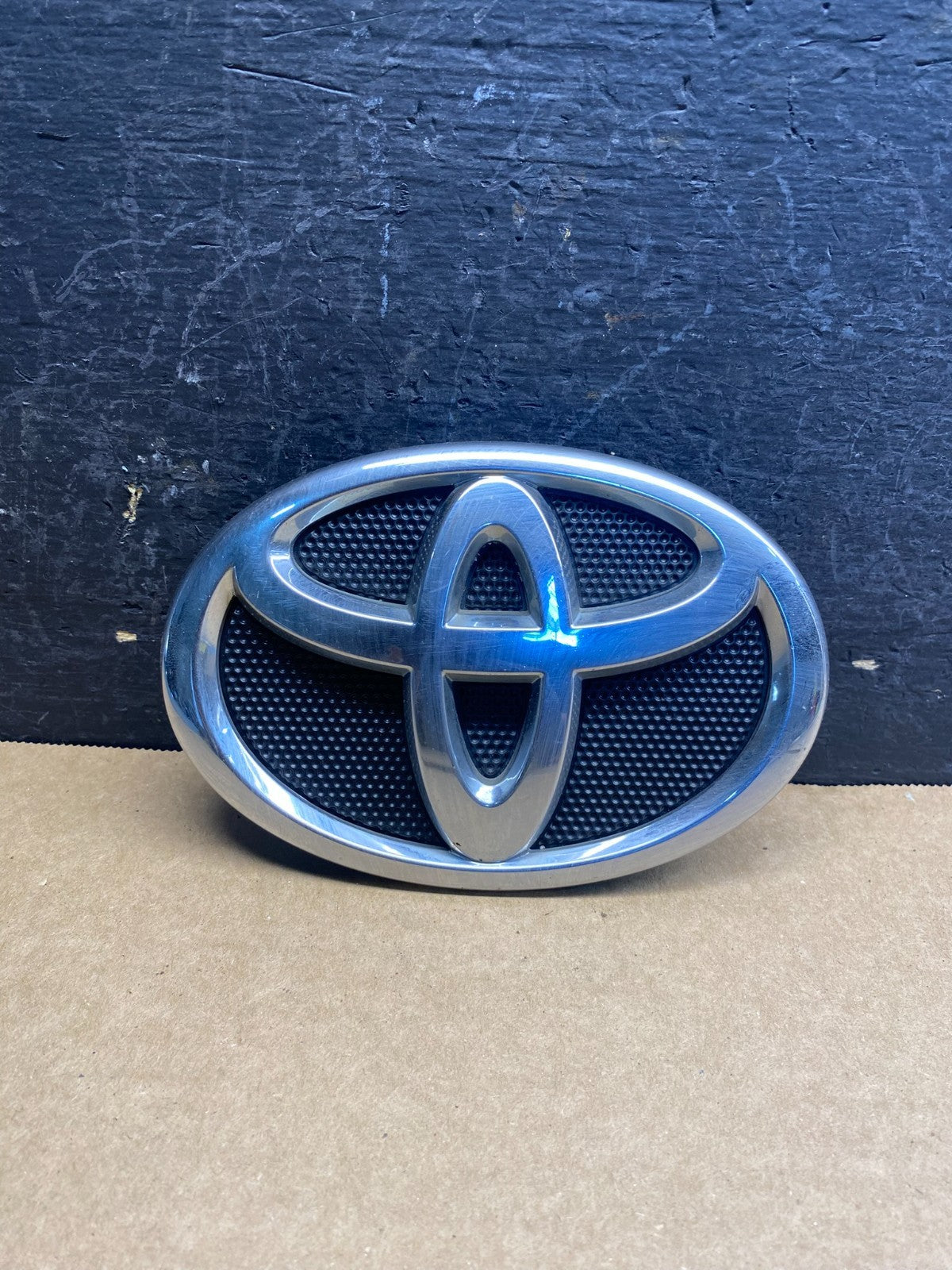 2007 2008 2009 Toyota Camry Front Grille Logo Badge Emblem AF6843 DG0