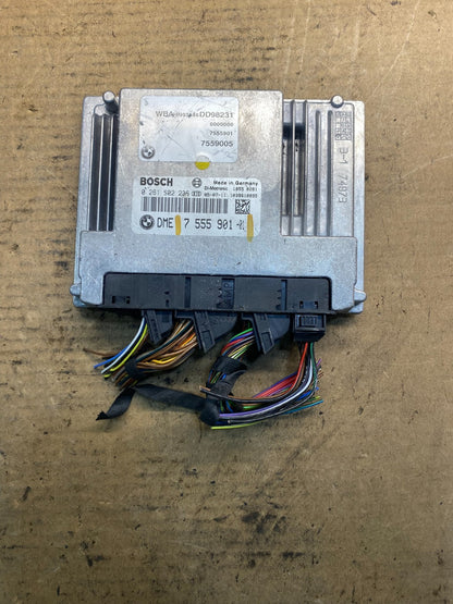 BMW 7 Computer Module ECU ECM 7 555 901-01 AA09590