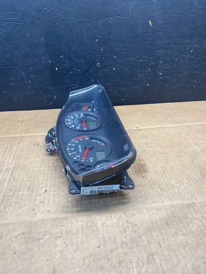 2005 Nissan Xterra Frontier Speedometer Cluster Gauge OEM O1396 DG2