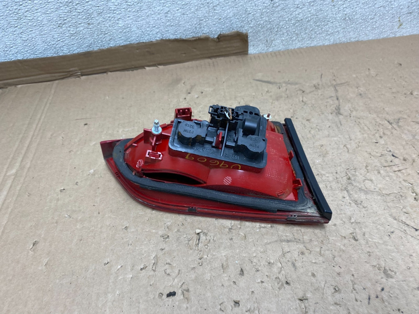 2009 2010 2011 2012 Audi A4 Sedan Right Passenger Inner Tail Light U9609 DW5